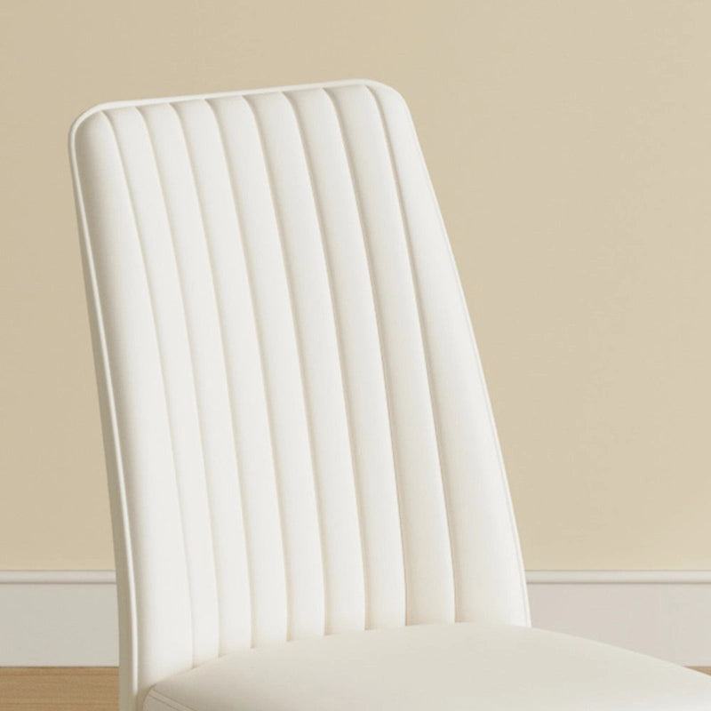 Chaises de salle à manger en cuir blanc avec pieds en métal – Lot de 4