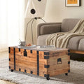 Table basse malle vintage marron avec rangement et roulettes – 1 personne