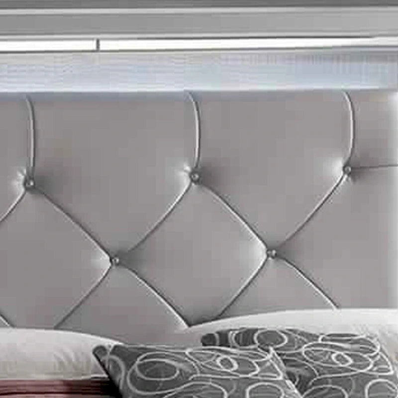 Lit king-size gris, tête de lit LED, garniture argentée, 2 personnes