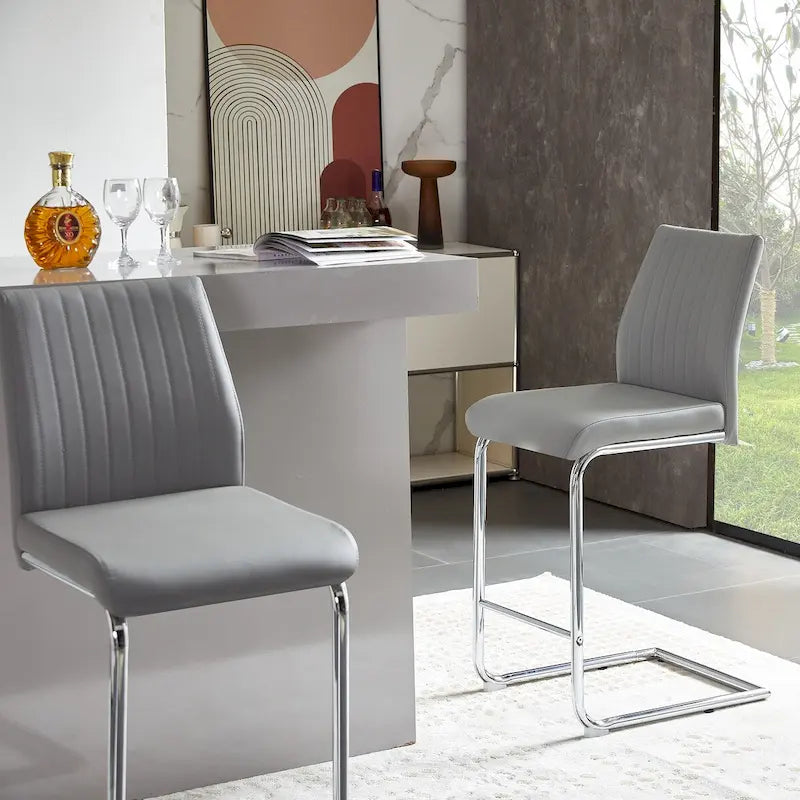 Tabouret de bar en cuir gris clair avec structure chromée – Lot de 2